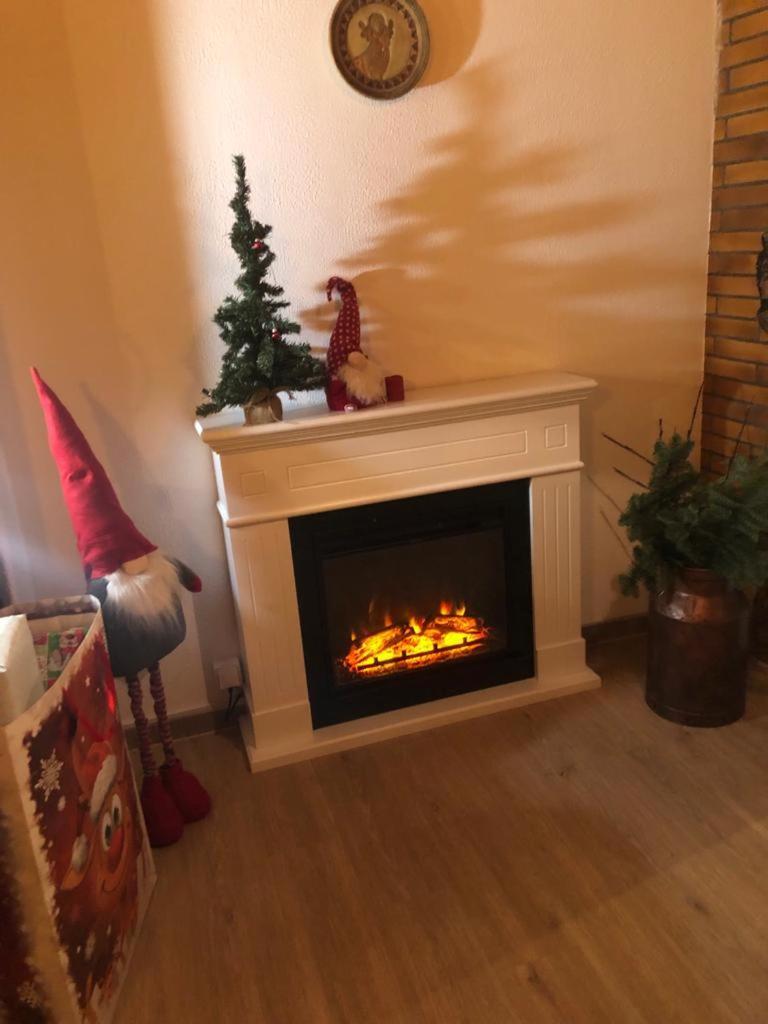 Haus Astenblick In Winterberg Fuer Bis Zu 35 Personen Fuer Wanderveranstaltungen Und Familienfeiern Εξωτερικό φωτογραφία
