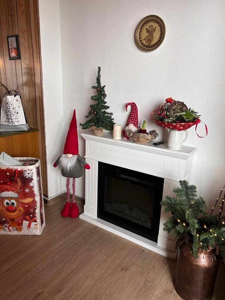 Haus Astenblick In Winterberg Fuer Bis Zu 35 Personen Fuer Wanderveranstaltungen Und Familienfeiern Εξωτερικό φωτογραφία